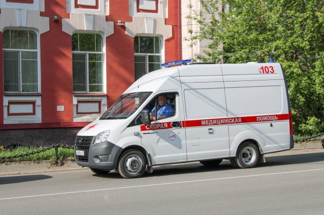 Открывшего стрельбу жителя ЯНАО доставили в реанимацию после поджога