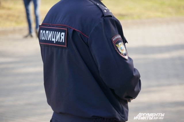 Во дворе одного из военкоматов Петербурга сработало взрывное устройство