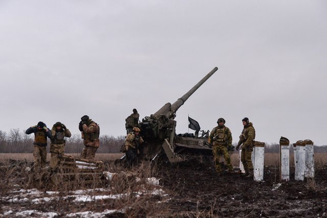 Боец ВС РФ сообщил об использовании ВСУ кассетных снарядов в качестве мин