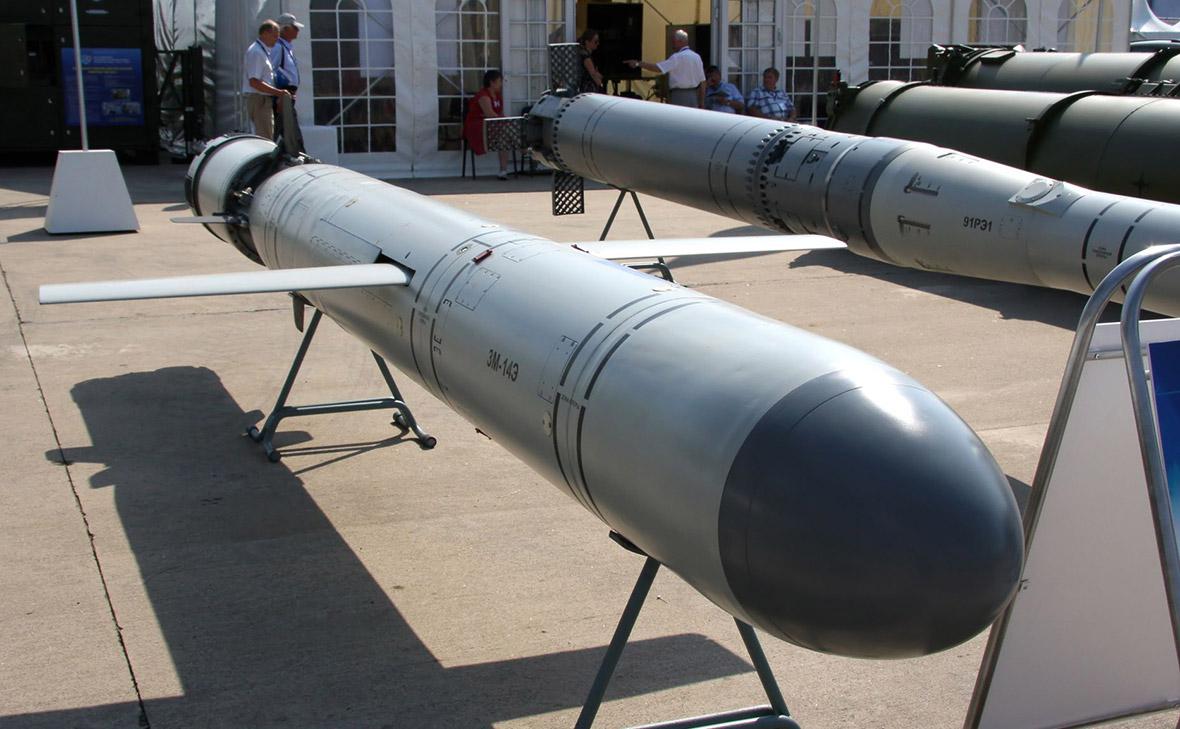 Economist узнал о желании Киева получить аналог ракет «Калибр»