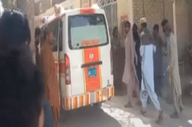 ARY News: в Пакистане 13 человек погибли при подрыве террориста-смертника
