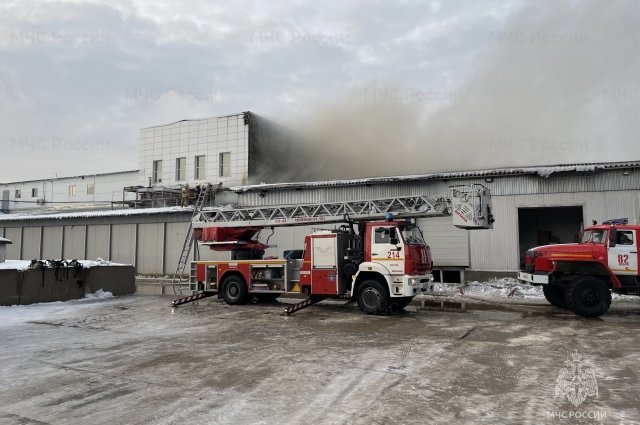 В Химках ликвидировали открытое горение на складе мясокомбината