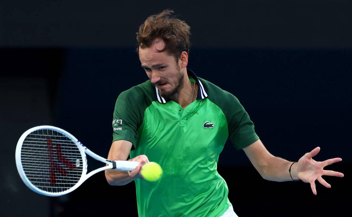 Даниил Медведев выиграл первый сет финала Australian Open у Синнера