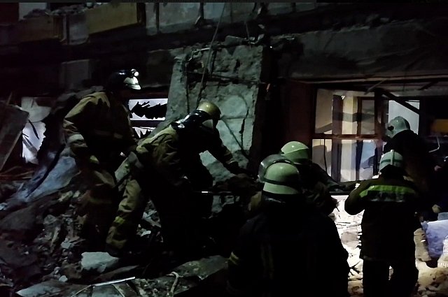 Число погибших в результате удара ВСУ по пекарне в Лисичанске выросло до 20