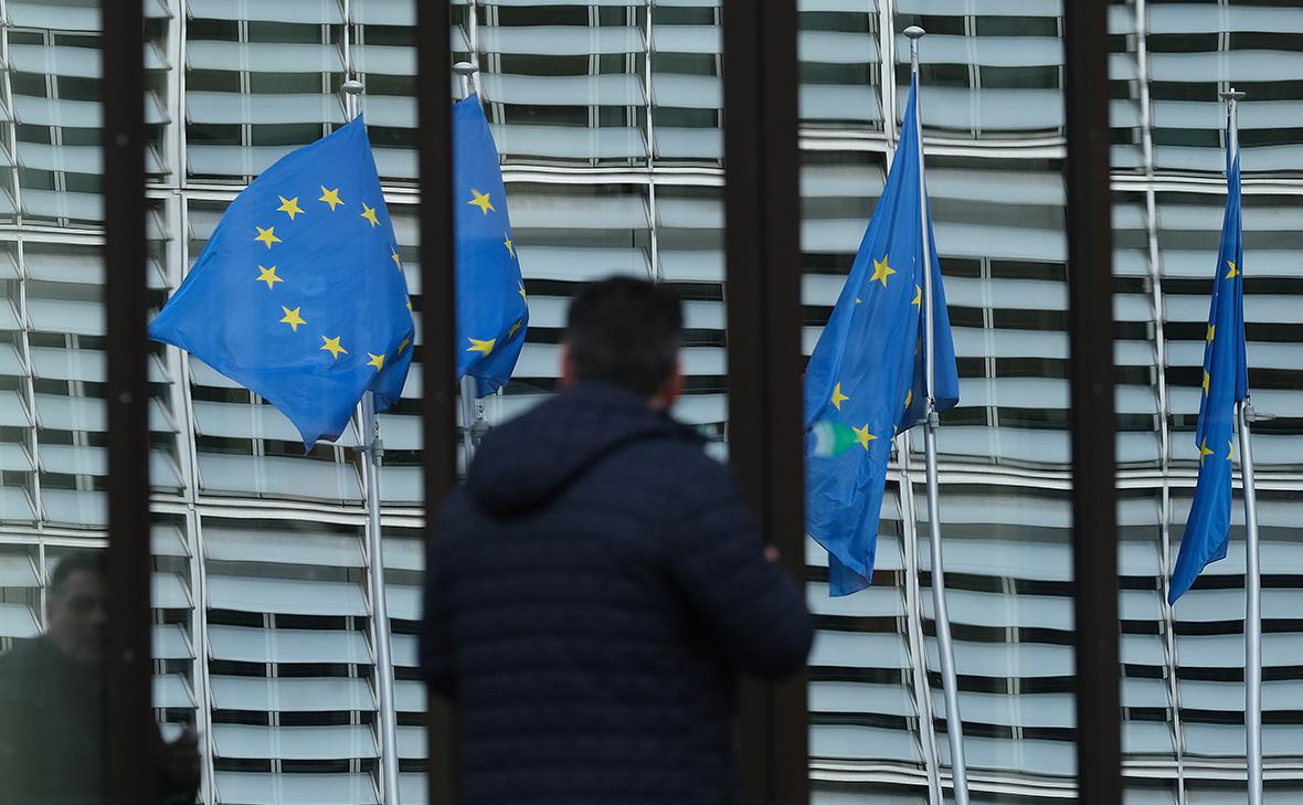 ЕС решил ввести санкции против 200 физлиц и компаний из России