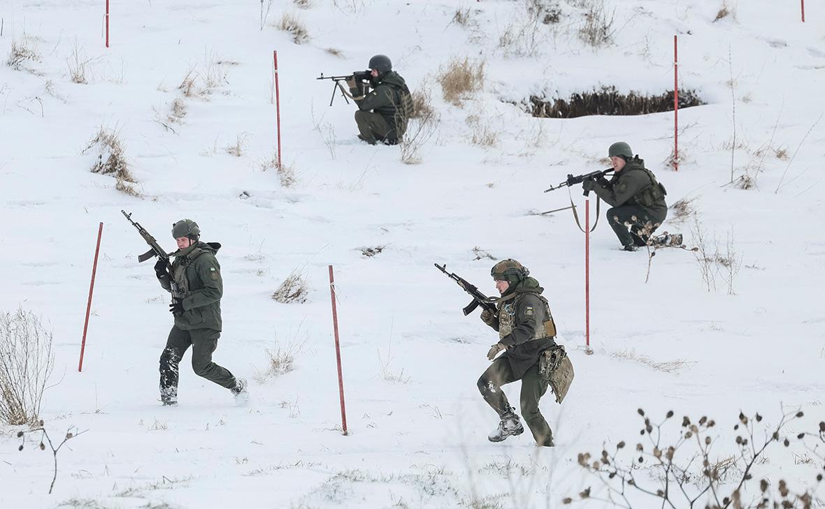 Украинские военные пожаловались на массовую нехватку людей