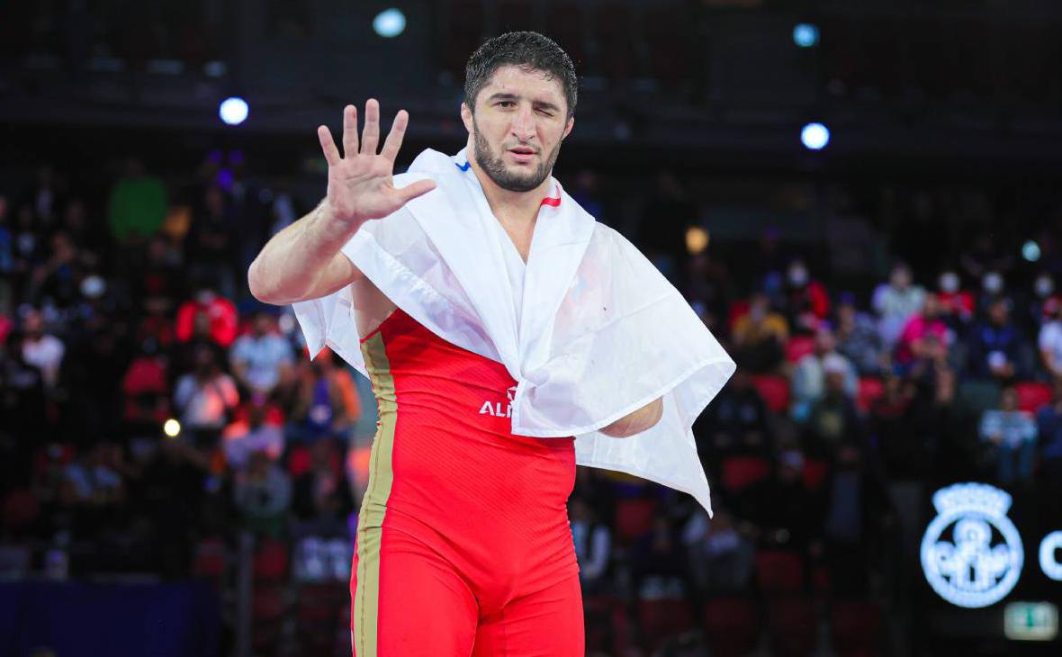 Чемпиону Олимпиады Садулаеву отказали во въезде в Румынию на ЧЕ