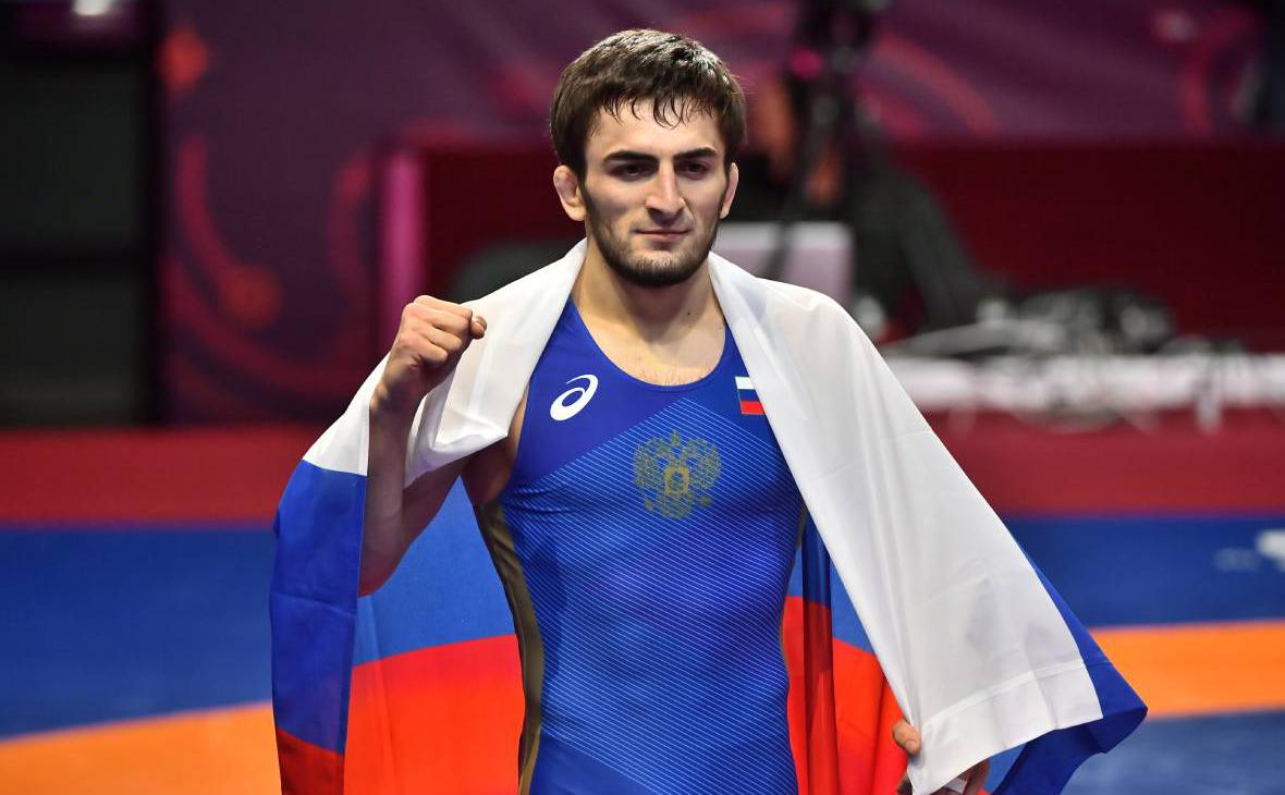 Российский борец Абасгаджи Магомедов стал двукратным чемпионом Европы