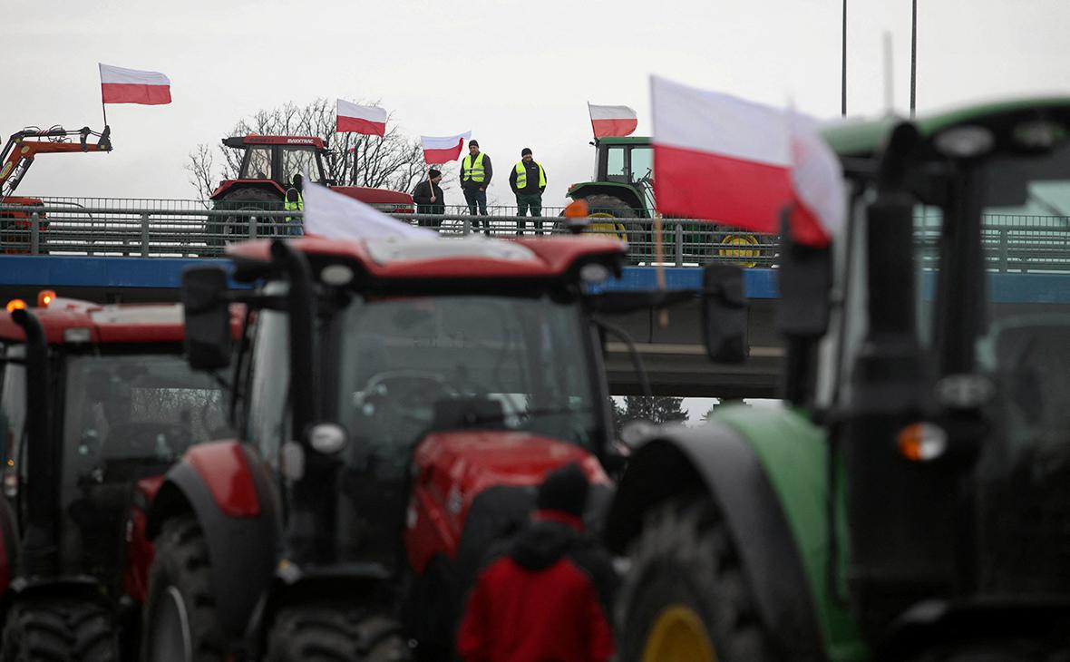Польша и Украина проведут переговоры по блокировке границы фермерами