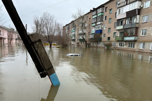 Мэр Орска пообещал усилить патрули для предотвращения мародерства