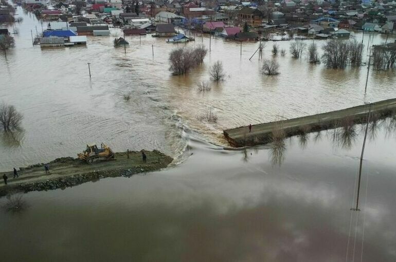 Дамбу в Орске планируют отремонтировать до зимы