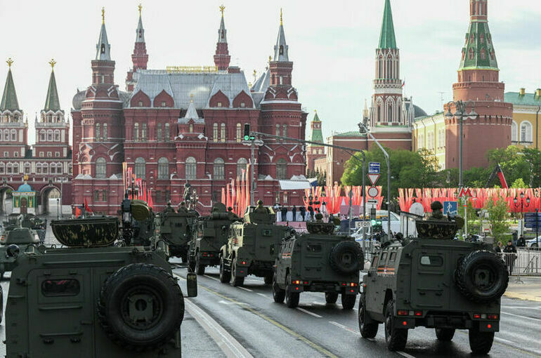 Парад Победы на Красной площади в Москве завершился