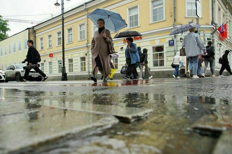 Климатолог Карнаухов назвал фактор, влияющий на частоту дождей в Москве