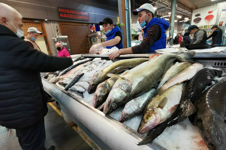 Мясо, рыба, домашние заготовки: Роспотребнадзор напомнил, где прячется ботулизм