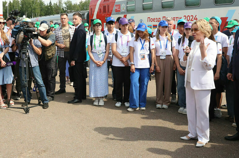 Матвиенко рассказала, кем мечтала быть в детстве