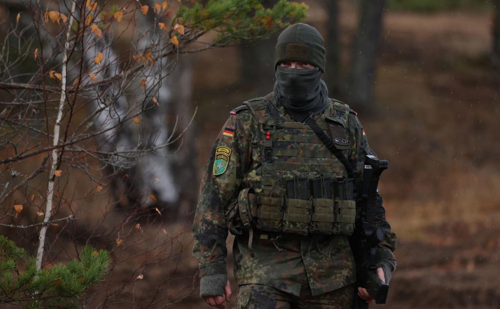 На четвертом военном объекте в Германии нашли следы диверсии