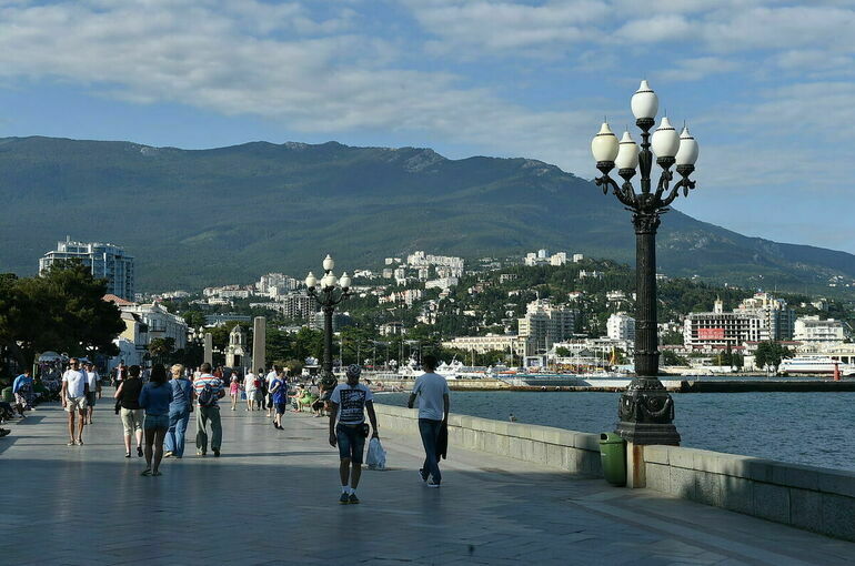 Контрактники смогут получить бесплатную землю в Крыму