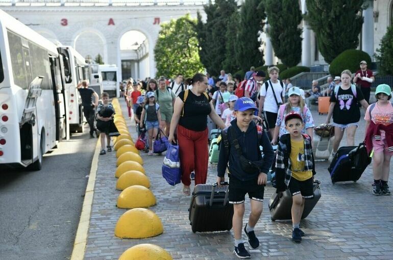 Из обстреливаемых районов Белгородской области вывезли больше 40 тысяч детей