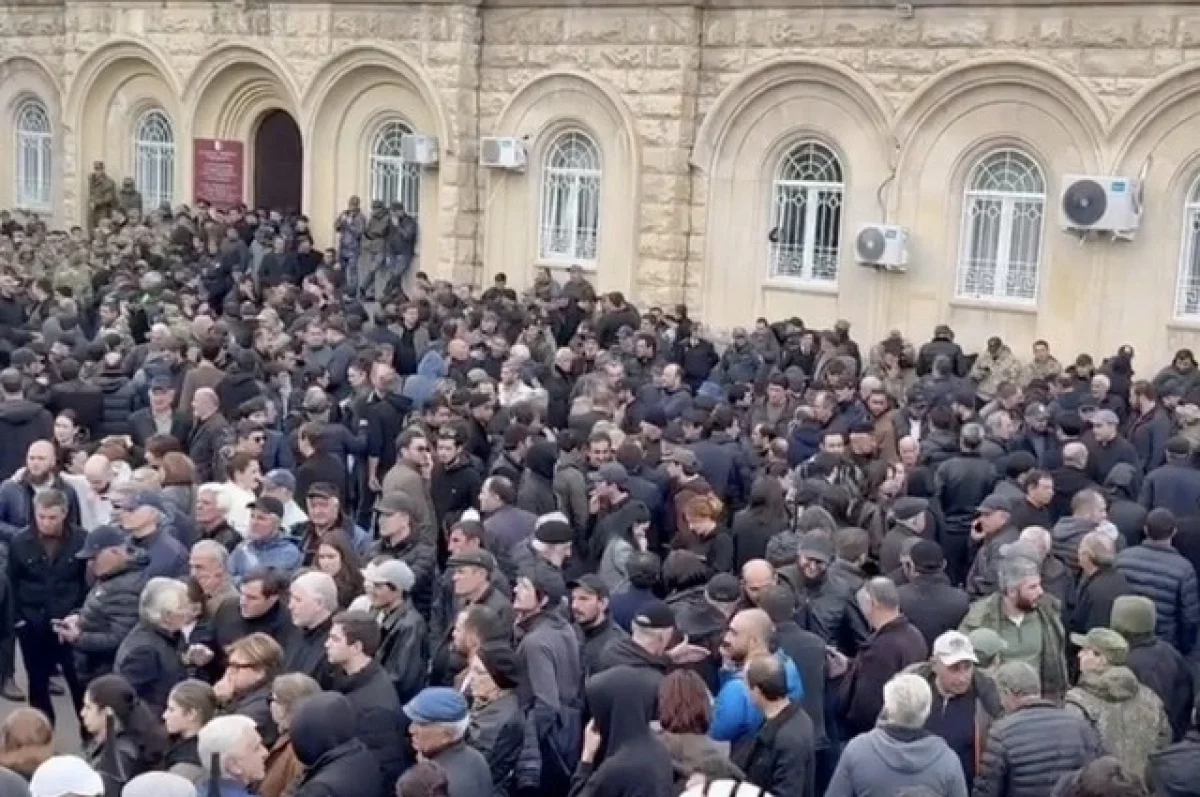 В Абхазии попытались захватить гостелерадиокомпанию