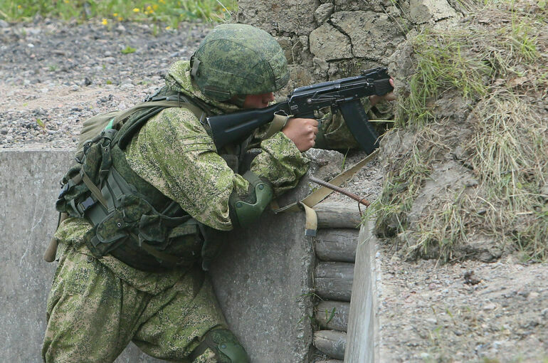 В Минобороны сообщили о подготовке 300 тысяч контрактников для участия в СВО