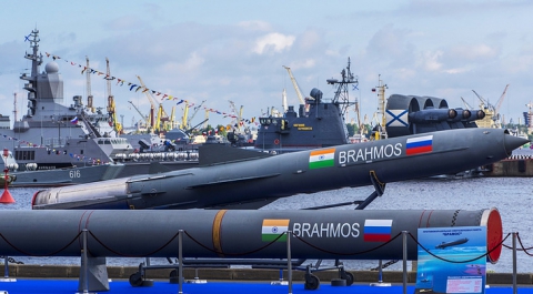 Индия успешно запустила российско-индийскую крылатую ракету «БраМос» расширенной дальности