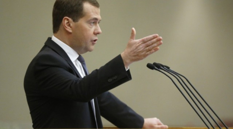 Медведев: агросектор в России успешно развивается