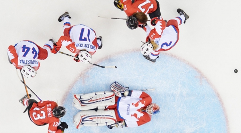 МОК рассмотрит дела семи хоккеисток сборной России