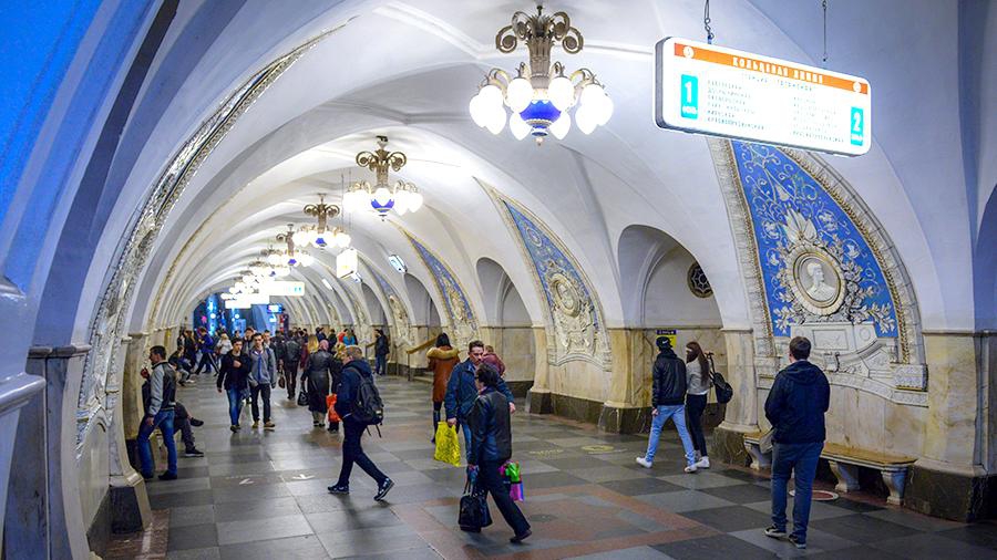 Станция таганская кольцевая. Московское метро станция Таганская. Станция Таганская Кольцевая линия. Станция метро Таганская Кольцевая.