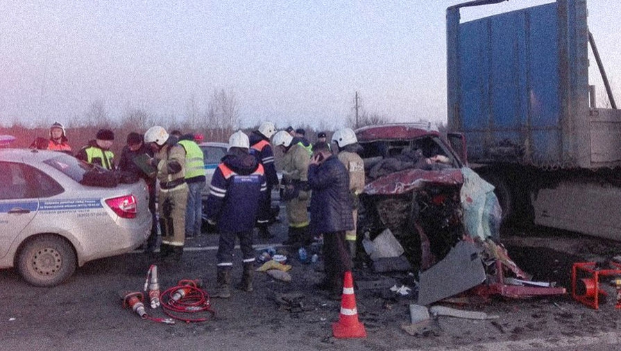 После ДТП с семью погибшими в Вологодской области возбудили дело