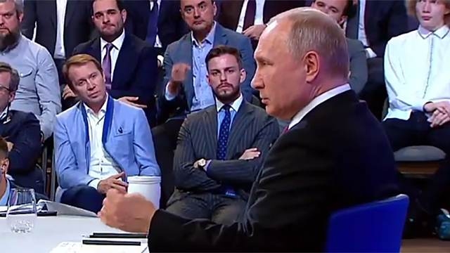 Путин напомнил, как Россия оказалась на грани развала в 90-е годы