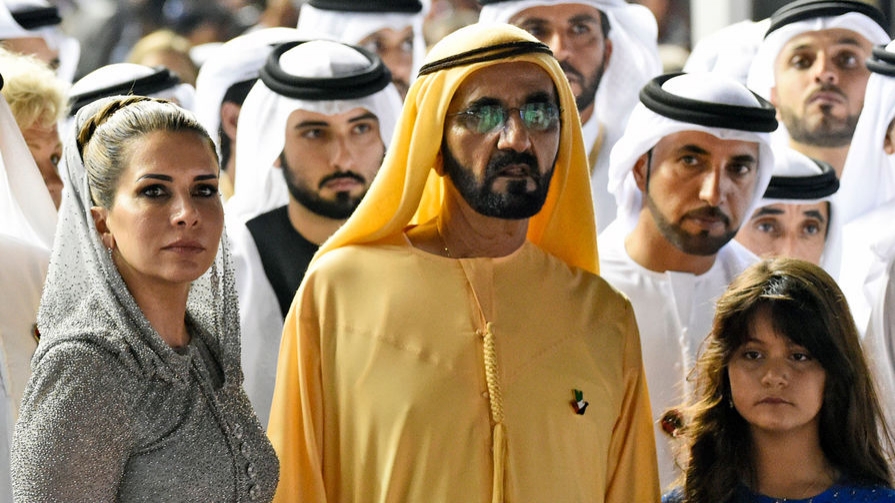 Жена эмира Дубая сбежала с миллионами долларов