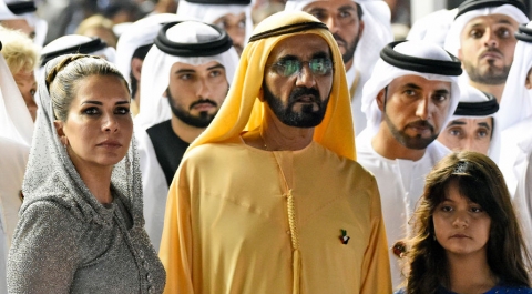 Жена эмира Дубая сбежала с миллионами долларов