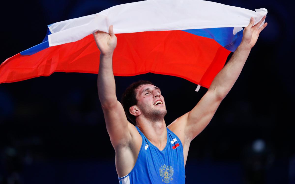 Российский борец-вольник Сидаков стал трехкратным чемпионом мира