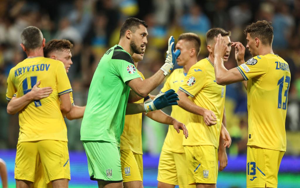 Украина осудила решение УЕФА о допуске юниорских сборных России