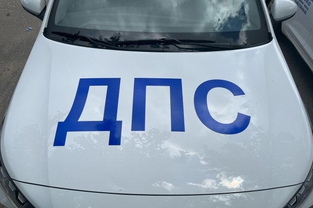 В центре Москвы Mercedes сбил 6 человек на тротуаре