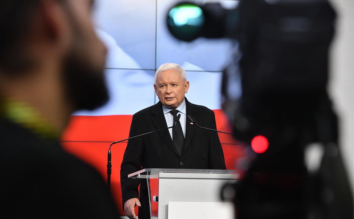 Экзитполы показали лидерство правящей партии Польши на выборах в сейм