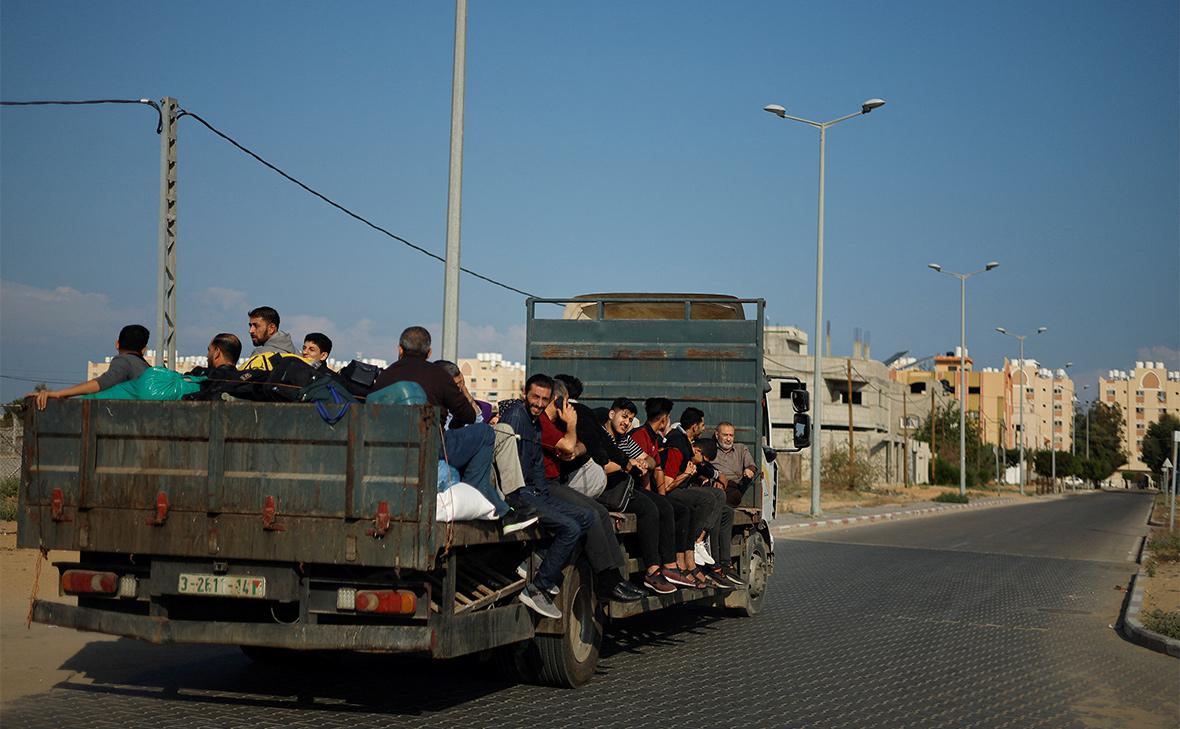 Более 600 тыс. палестинцев эвакуировались с севера сектора Газа на юг
