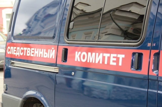 СК начал проверку после обнаружения тел трех мужчин в квартире в Москве
