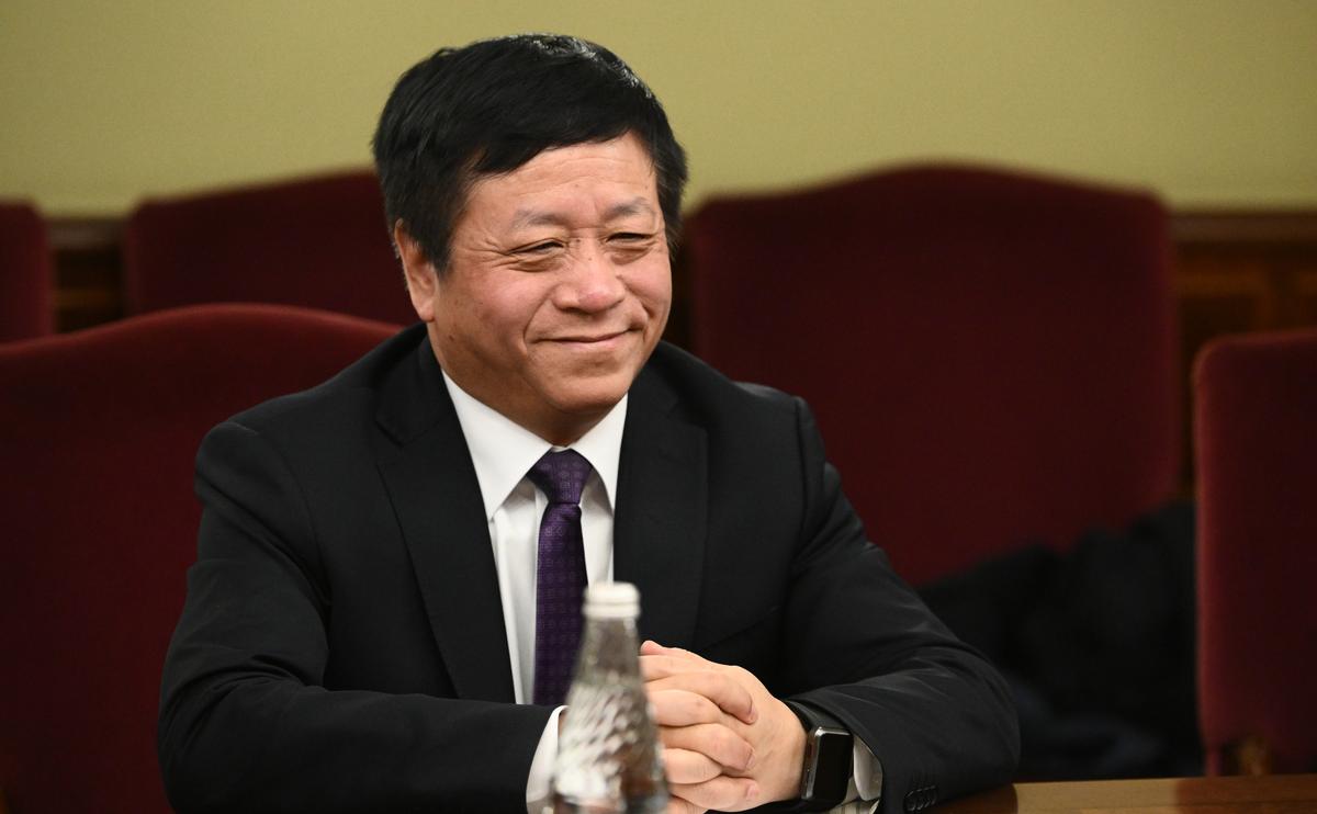 Посол Китая заявил, что Пекин и Москва продолжат стоять «спина к спине»