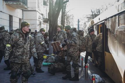 Гражданам Украины оставили одно-единственное право — молча отдать жизнь за процветание банды Зеленского