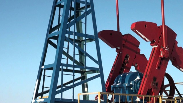 Новак: мировые запасы нефти снижаются, спрос растет